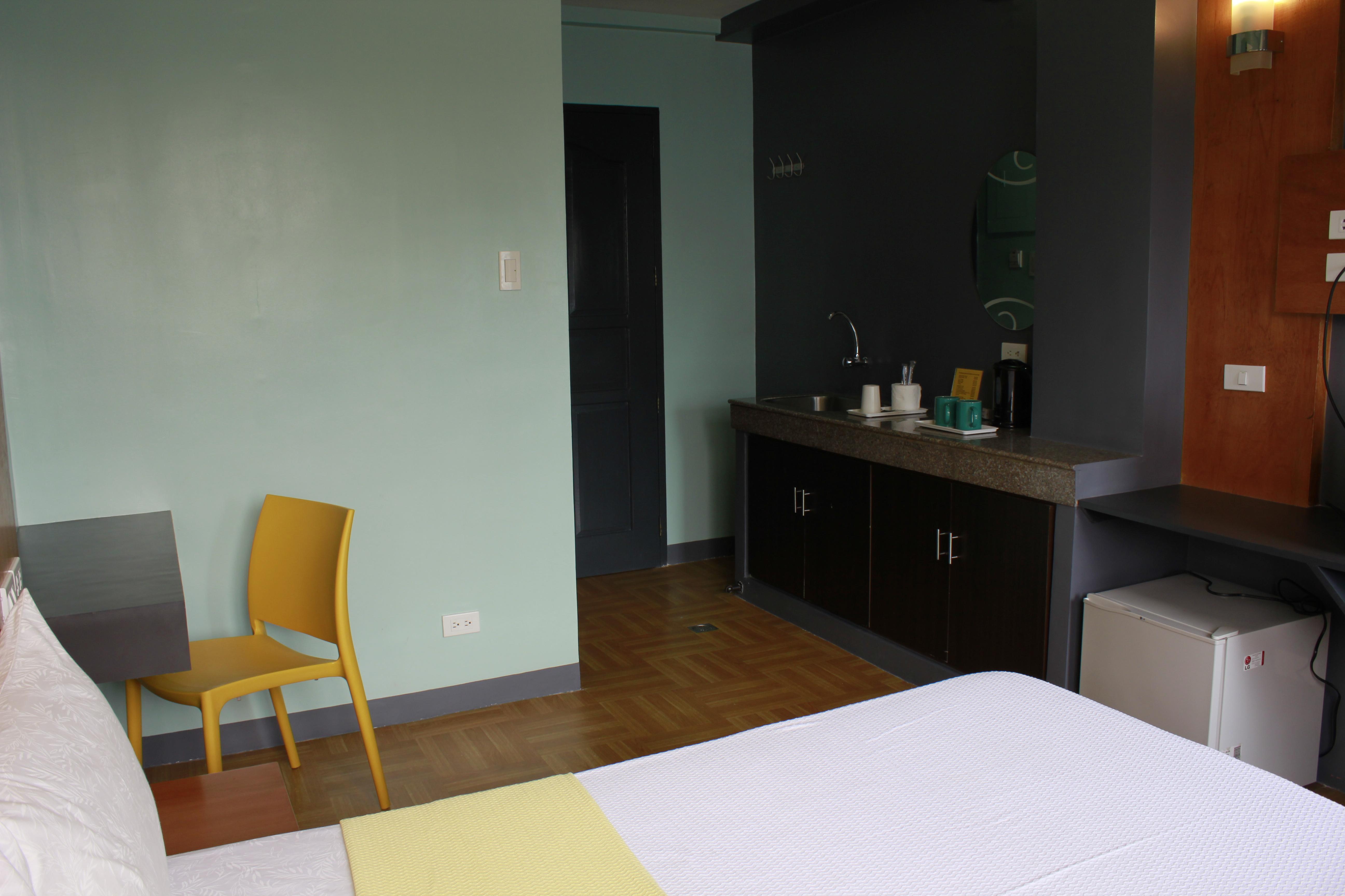 Leesons Residences Manila Exterior foto