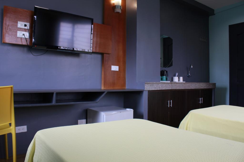 Leesons Residences Manila Exterior foto