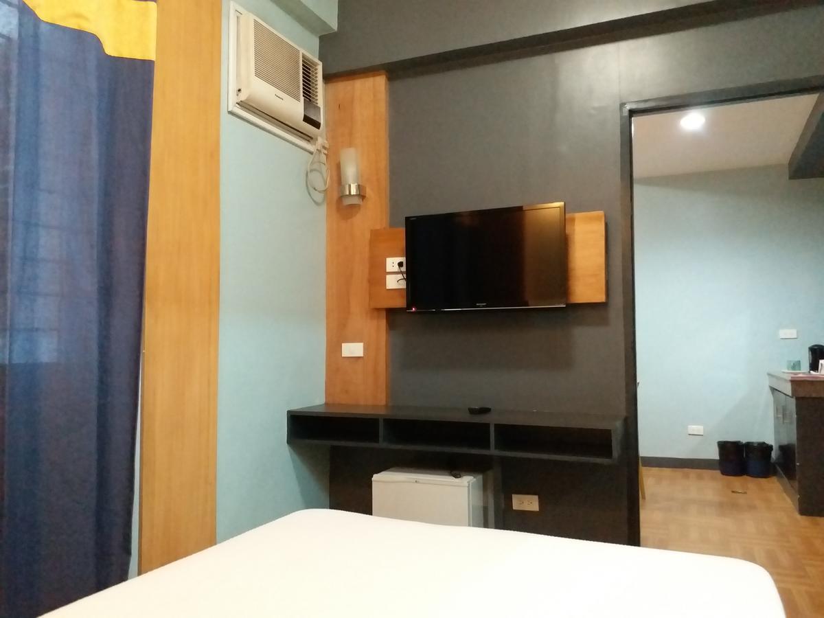 Leesons Residences Manila Exterior foto